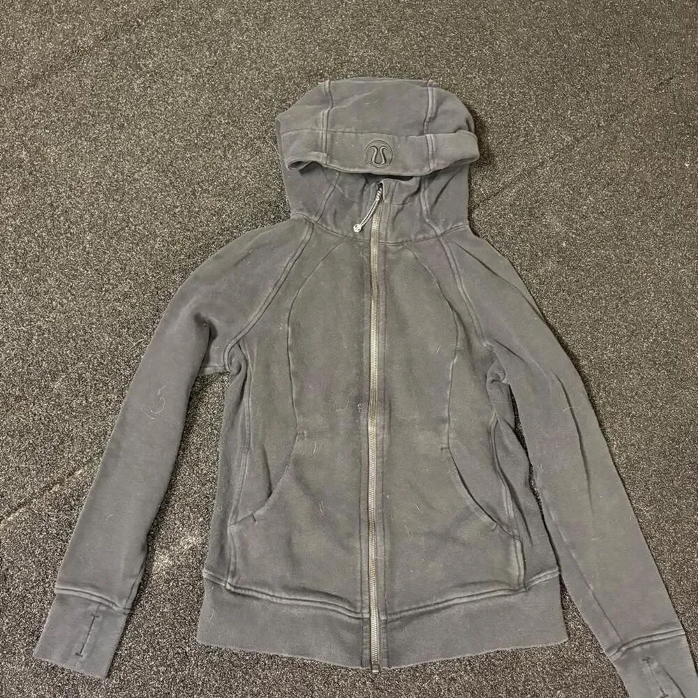 Lululemon Women's Black and Grey Jacket
